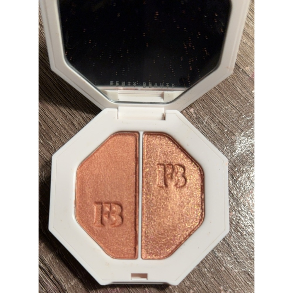 Fenty beauty highlighter duo